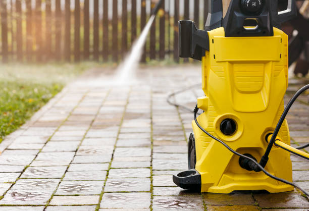 Best Rust Removal  in Maeser, UT